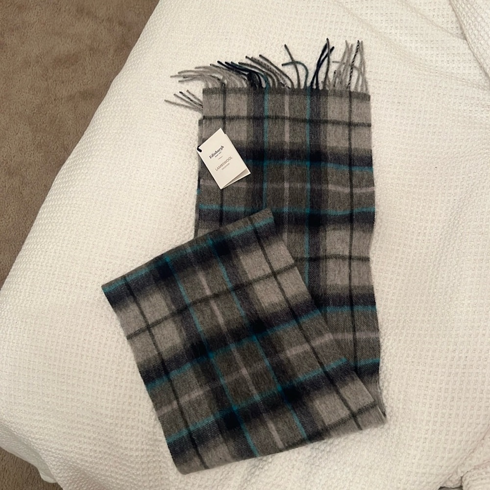 Edinburgh lambswool scarf
